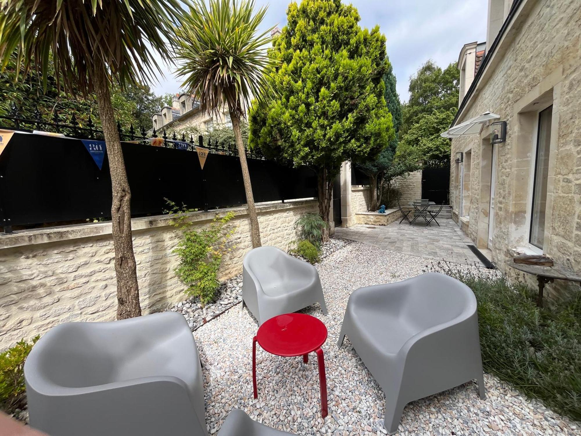 Le Capella, Magnifique Maison Au Calme Avec Garage Caen Exterior foto